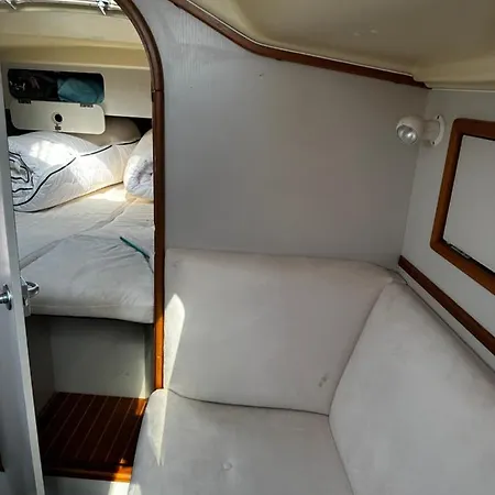 Urlaub Auf Dem Boot In Malcesine Am Gardasee Navene