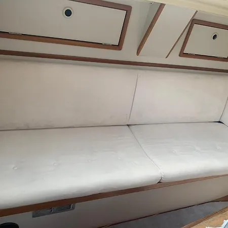 Urlaub Auf Dem Boot In Malcesine Am Gardasee Bateau-hôtel *